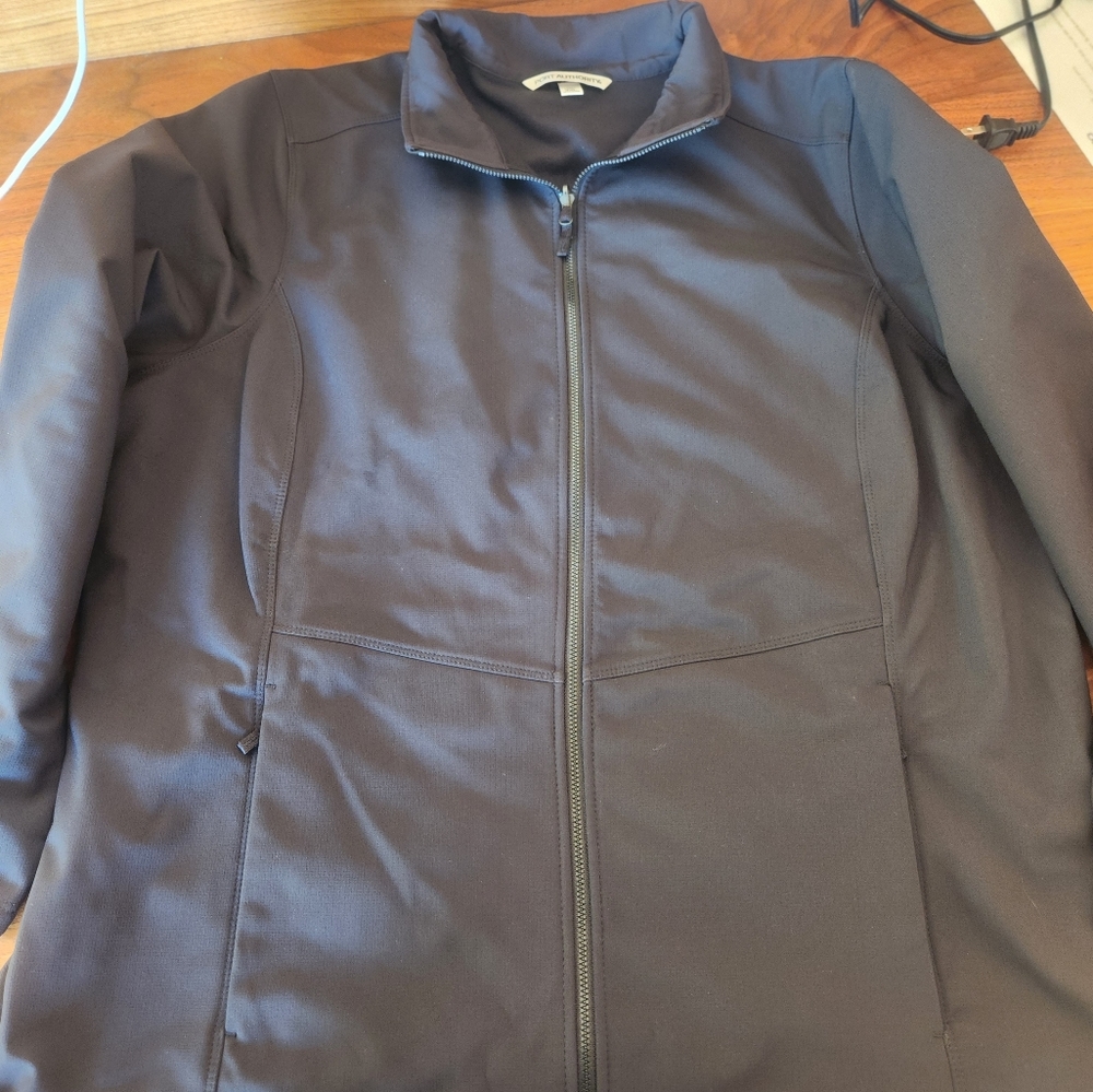 Light weight jacket - Picture 2 of 2